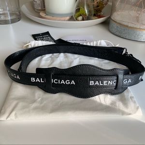 Balenciaga Logo Shoulder strap black - Like new